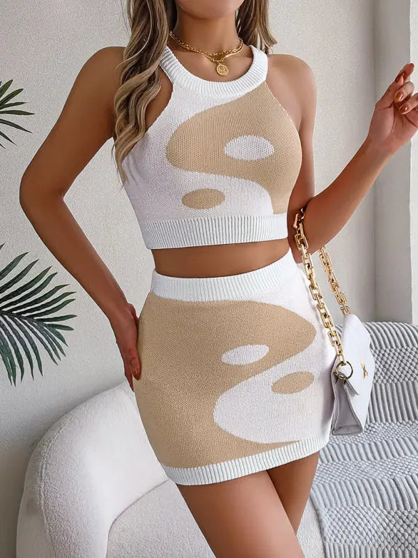 FZ Women's Contrast color belly-baring hip knitted skirt suit kakaclo