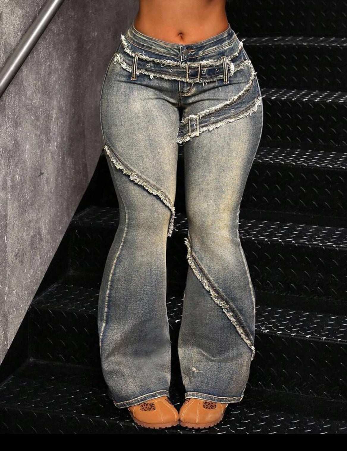 FZ Women's Plus Size Adjustable Buckle Design Frayed Hem Flare Denim pants