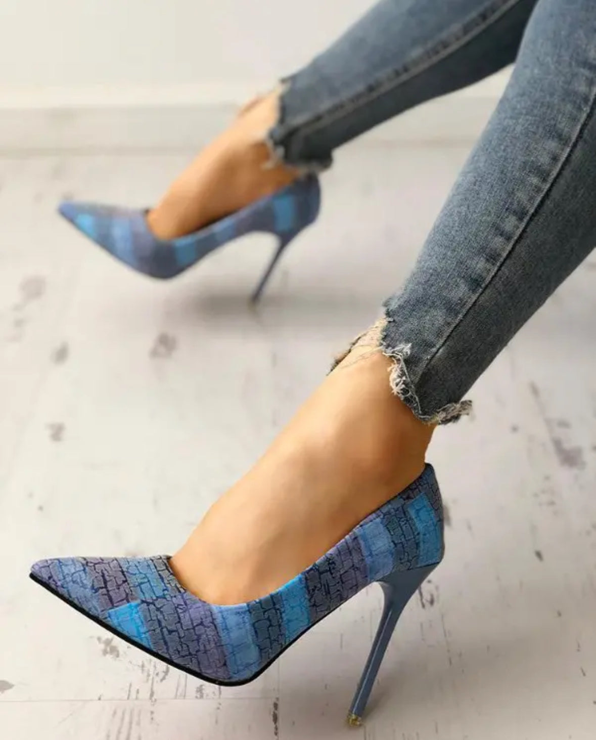 FZ Women's Contrast Color Pointed Toe Thin Heel Shoes - FZwear