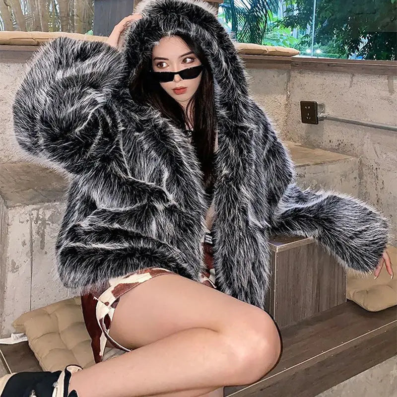 Women Faux Fox Fur Fur Hooded Jacket Women Online Influencer Winter Loose Fur Warm Lamb Wool Coat Zimo