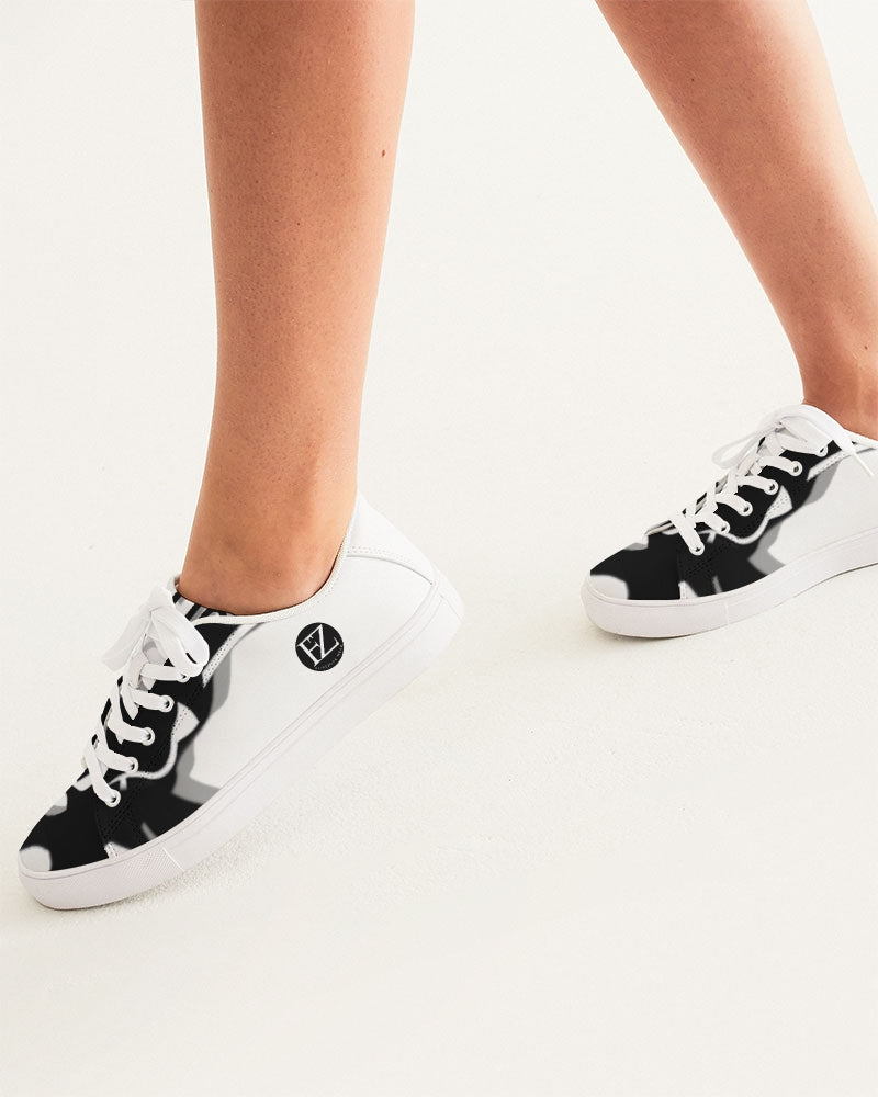 the white bull women's faux-leather sneaker