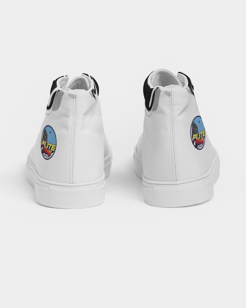 the white bull men's hightop canvas shoe