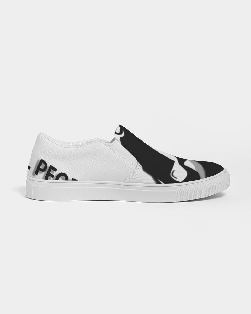 the white bull women's slip-on canvas shoe