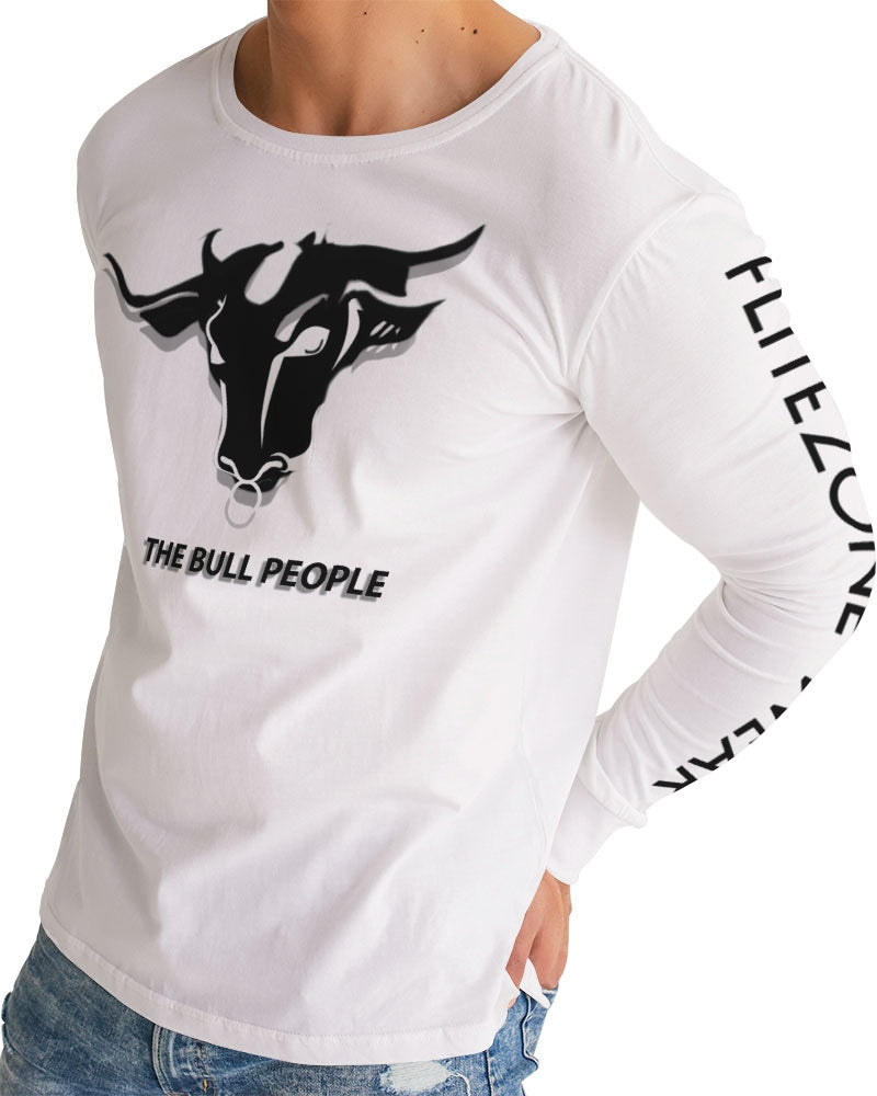 the white bull men's long sleeve tee