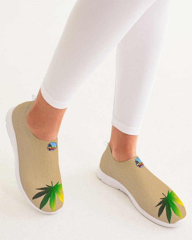 grounded flite women's slip-on flyknit shoe