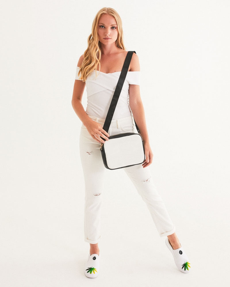 short flite women's slip-on canvas shoe