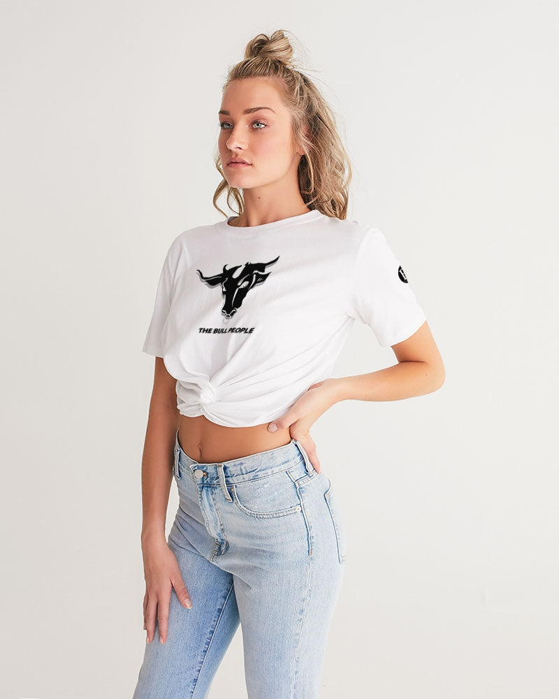 the white bull women's twist-front cropped tee