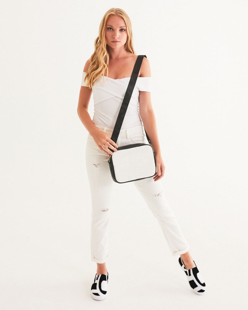 new zone women's slip-on canvas shoe