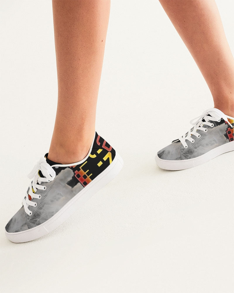 dark flite women's faux-leather sneaker