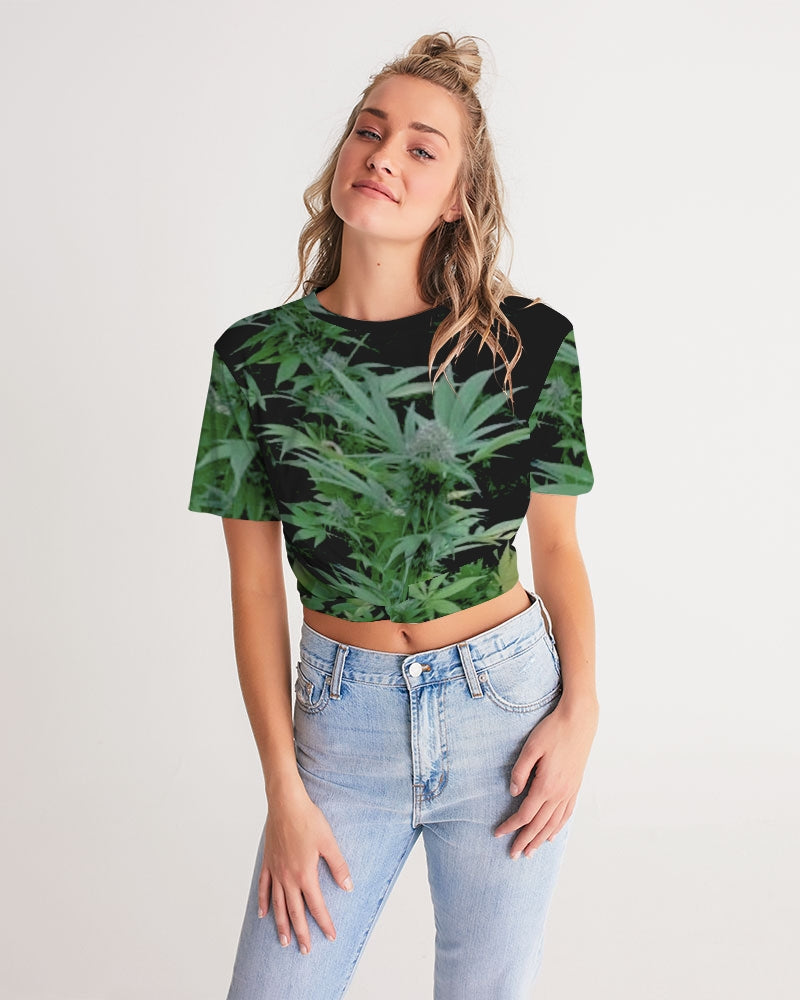 the bud - darker shade women's twist-front cropped tee
