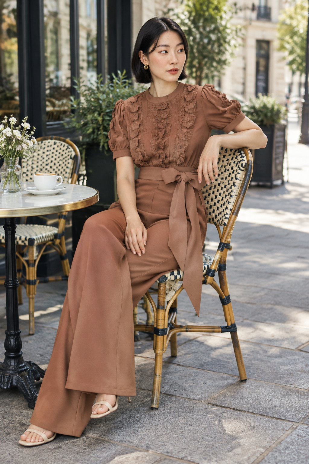 Revised café lifestyle image
