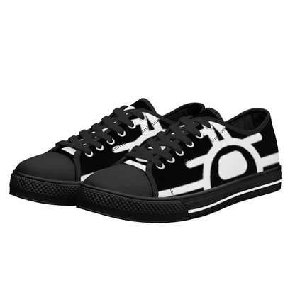 men's low top canvas shoes with customized tongue