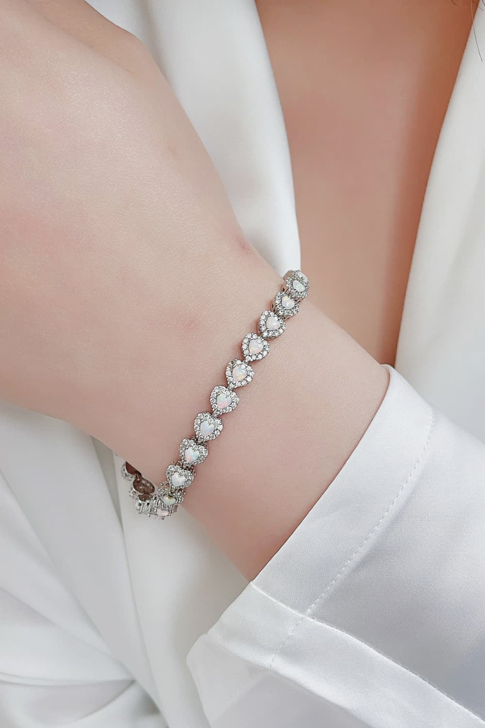 925 sterling silver opal heart bracelet white / one size