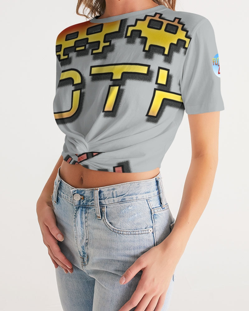 grey zone women's twist-front cropped tee